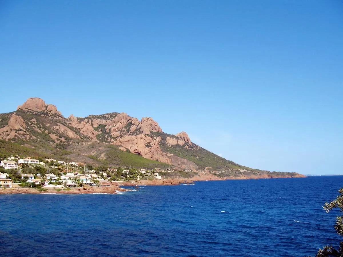 Apartment Village Cap Esterel - Le Village-65 By Interhome Saint-Raphaël