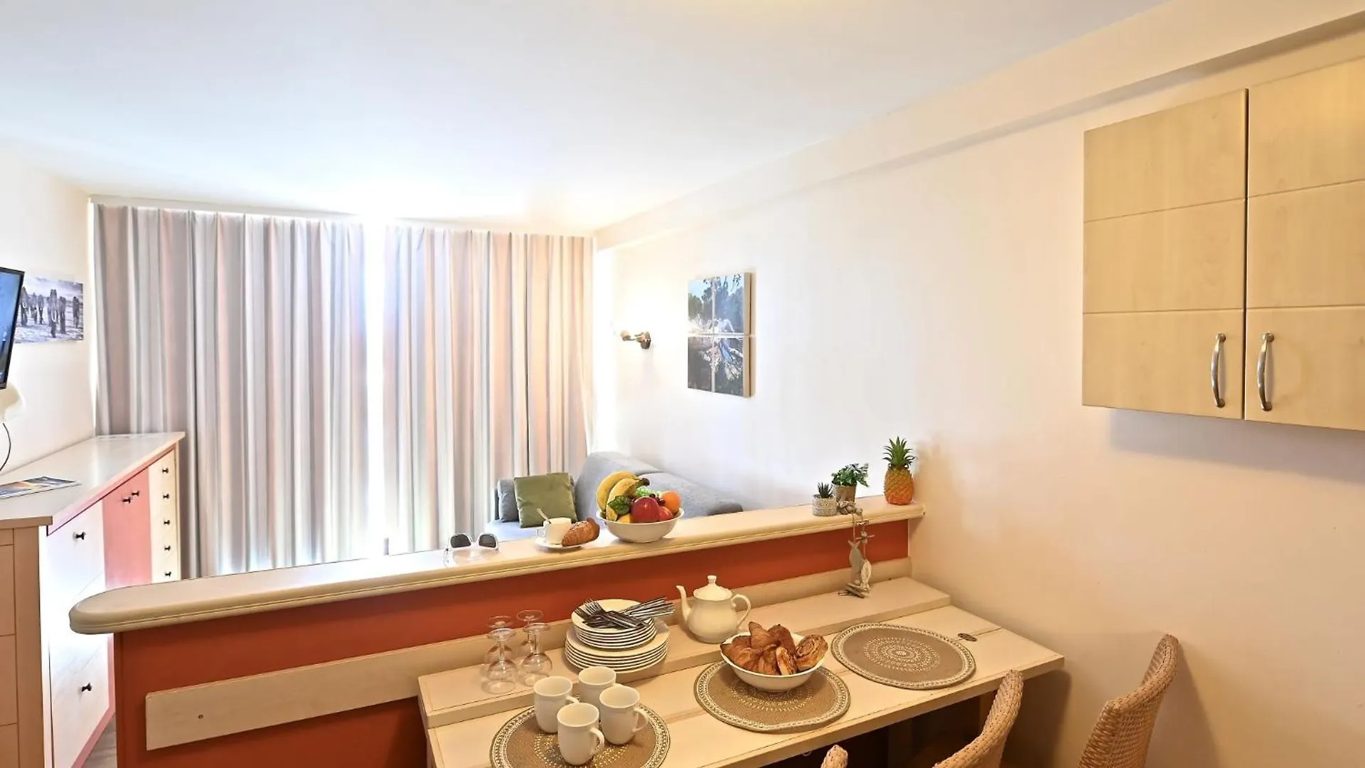 Apartment Village Cap Esterel - Le Village-65 By Interhome Saint-Raphaël